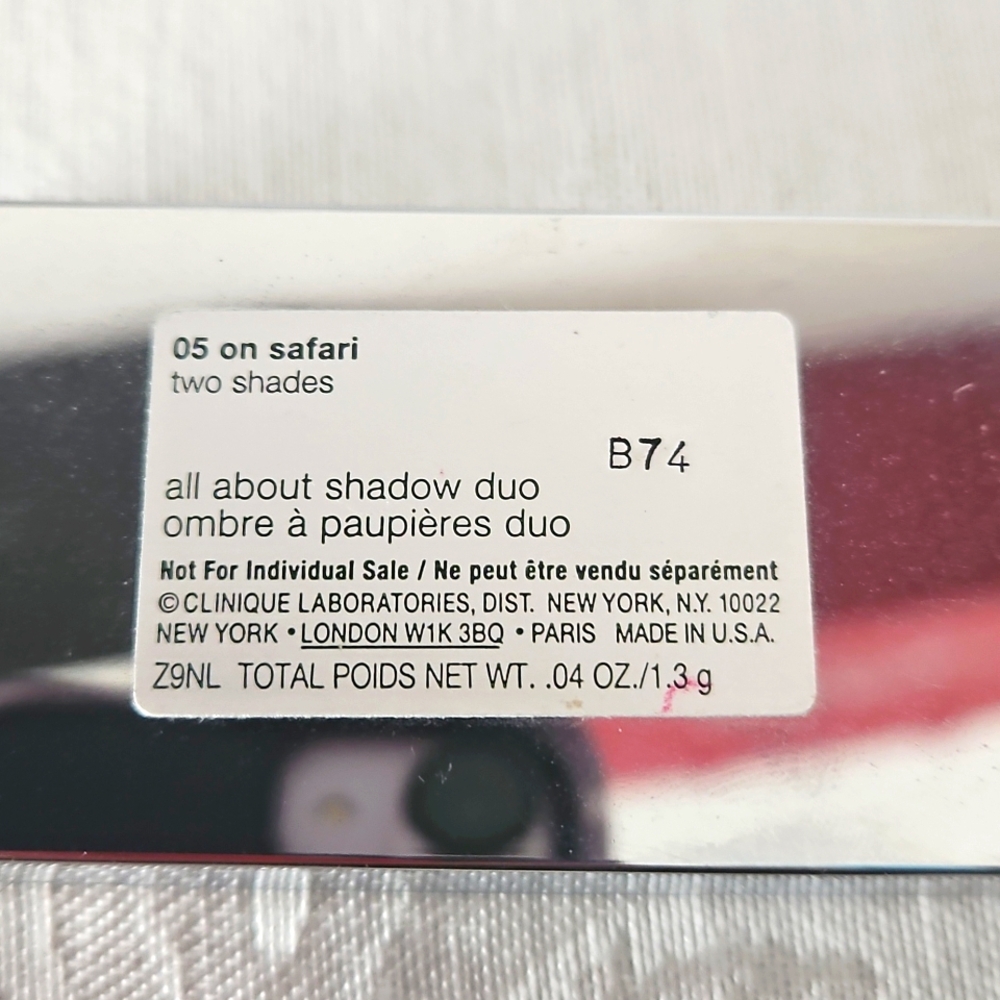 Clinique All About Shadow 05 Safari Duo. - Picture 5 of 7